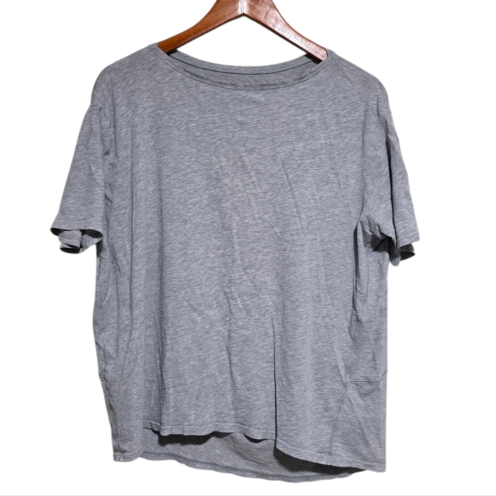 lululemon Back In Action Short Sleeve Heathered Magnet Grey Size 4